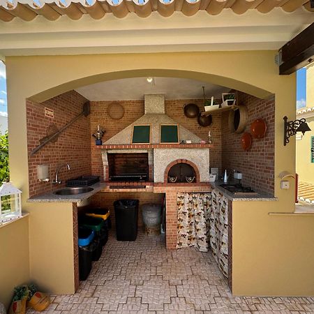 Happy Silva Guesthouse Lagos Exterior foto