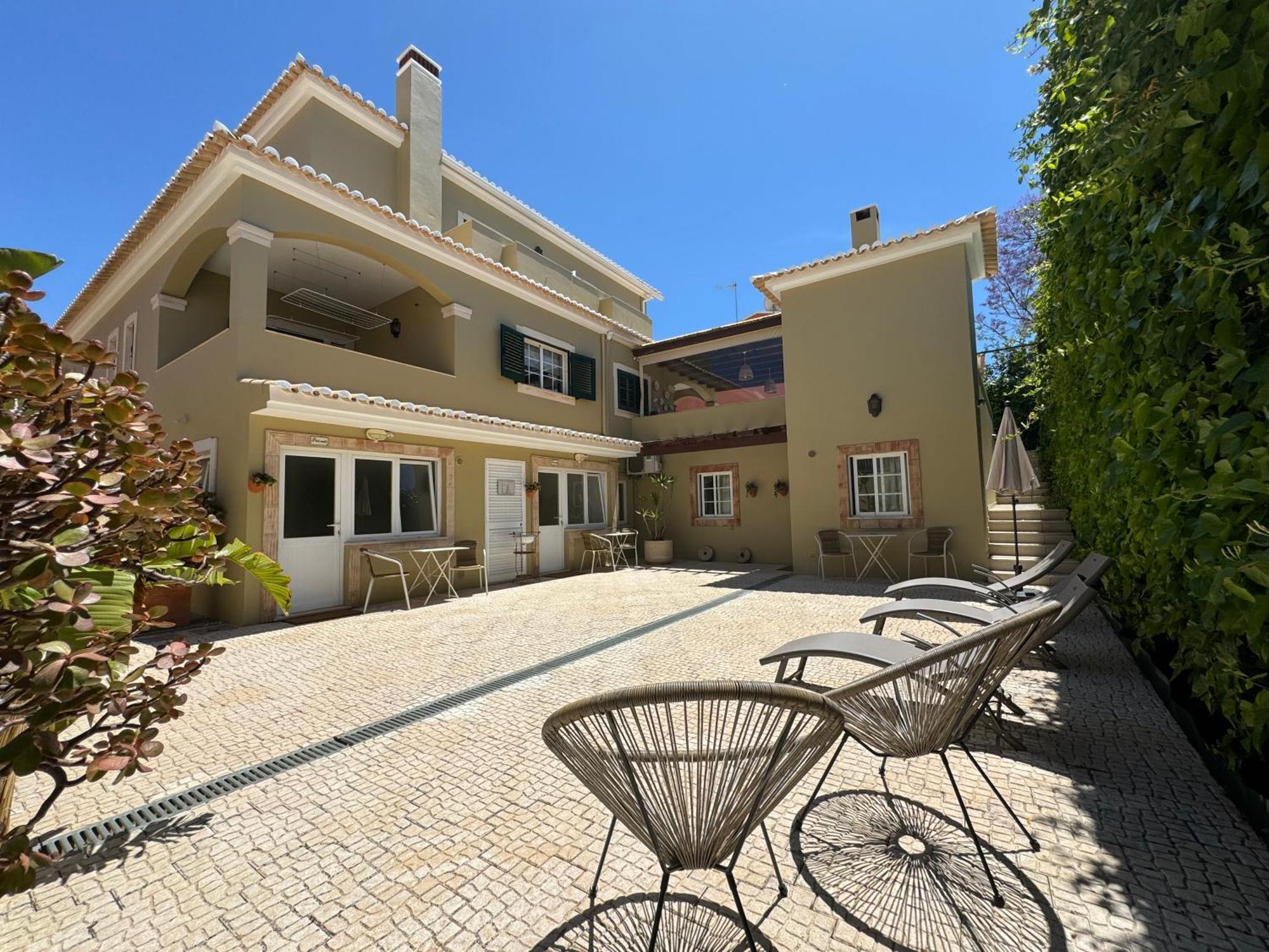 Happy Silva Guesthouse Lagos Exterior foto